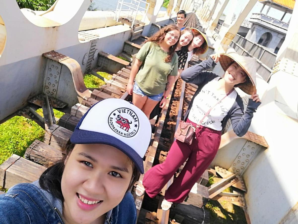 Vietnam Backpacker Hostels - Hue Buitenkant foto