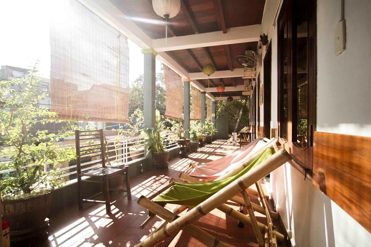 Vietnam Backpacker Hostels - Hue Buitenkant foto